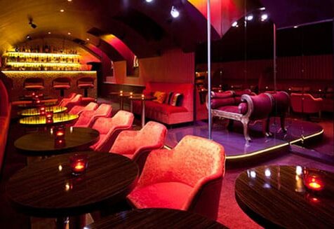 p2-night-Strip-club-Budapest-Hungary