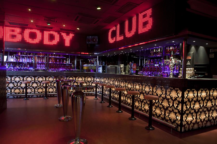 Champagne Club - One of the Best Strip Clubs in Lapa, Lisbon. 