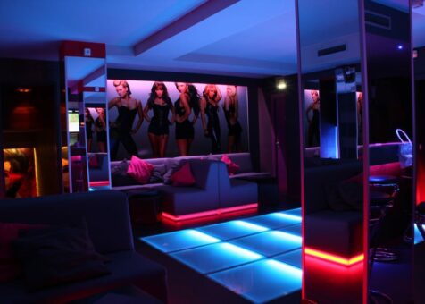 Pussycat-Strip-Club-Barcelona-Spain.jpg
