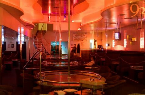 Strip-Club-939-in-Honolulu-Hawaii-1