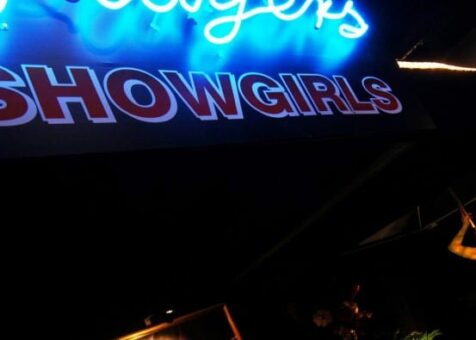Players-Showgirls-Strip-Club-in-Surfers-Paradise-1 (1)