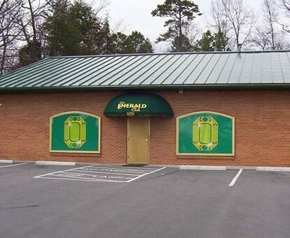 The-Emerald-Club-in-Knoxville-Tennessee-1